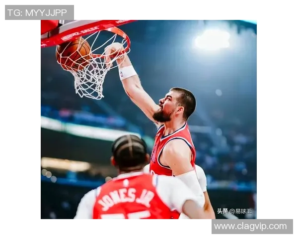 马刺与快船季后赛激战正酣精彩直播尽在眼前不容错过